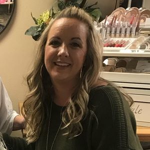 Meet your Posher, Jenny